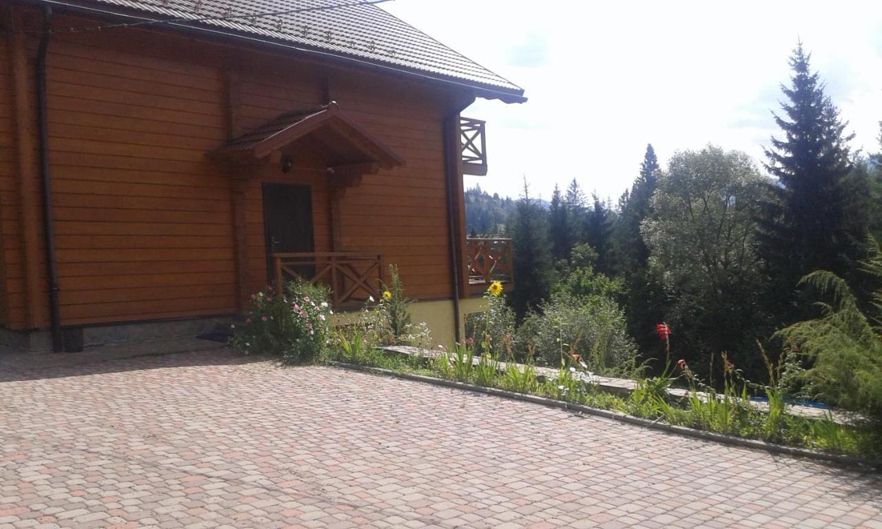 Villa Barvy Karpat Slawske Exterior foto